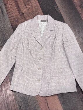 Croft and Barrow Elegant Textured Women's Jacket in size medium .